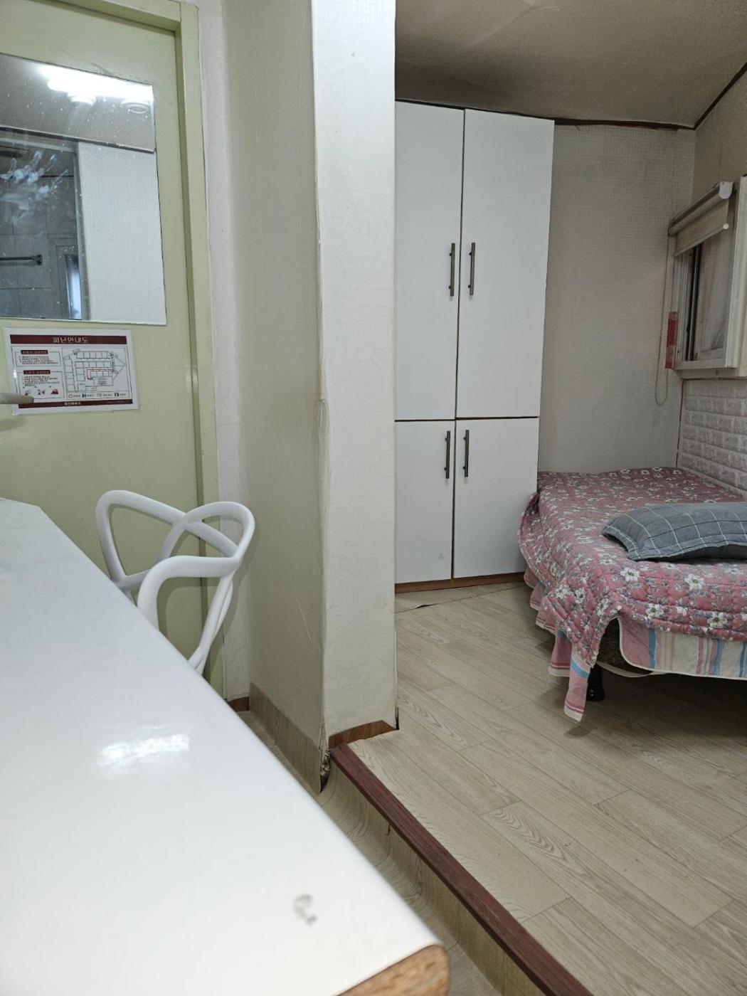 Hub House Livingtel Seul Exterior foto
